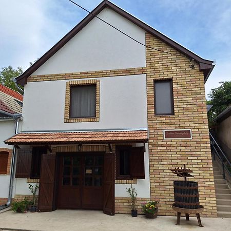 Zalán Vendégház Csaszartoltes Exterior foto