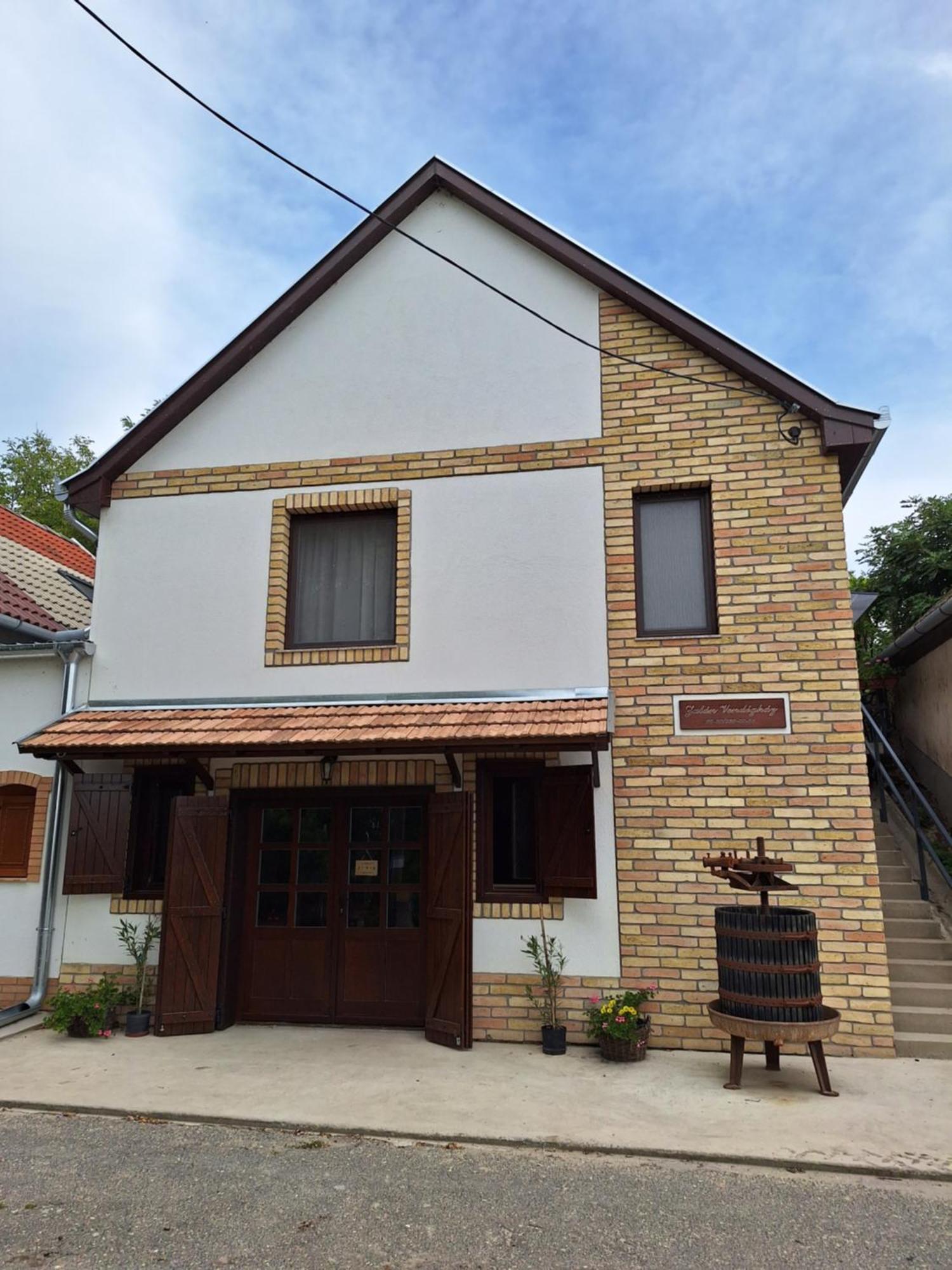 Zalán Vendégház Csaszartoltes Exterior foto